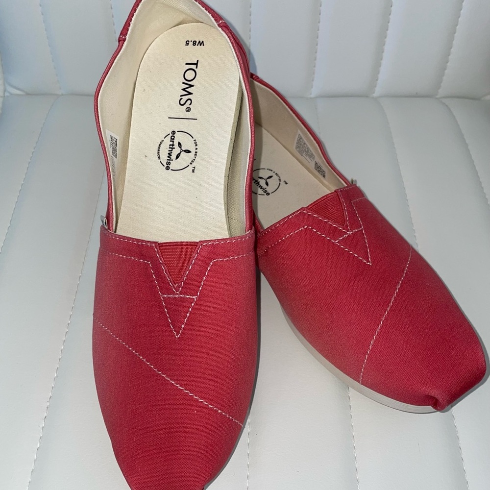 TOMS